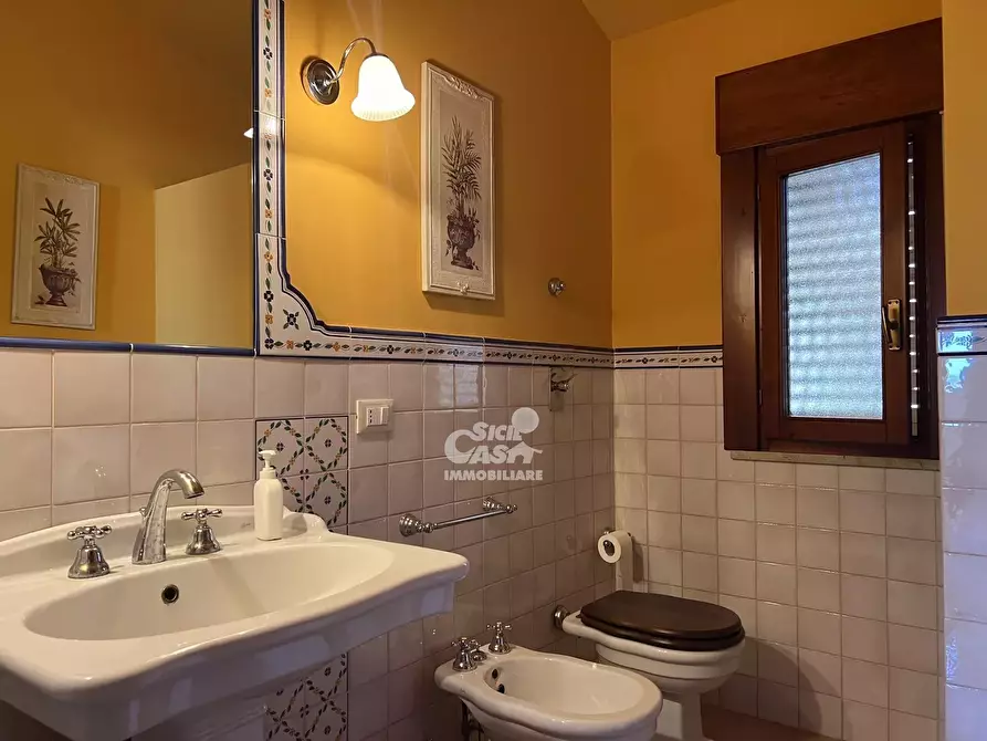 Immagine 14 di Casa trifamiliare in vendita  a Marsala