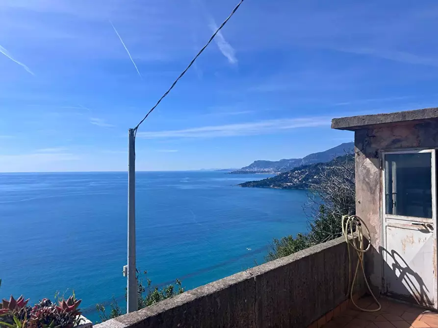 Immagine 5 di Casa trifamiliare in vendita  in Località Peidaigo, 15 a Ventimiglia