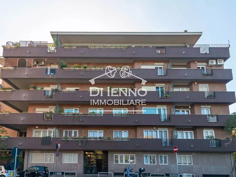 Immagine 33 di Casa trifamiliare in vendita  a Roma