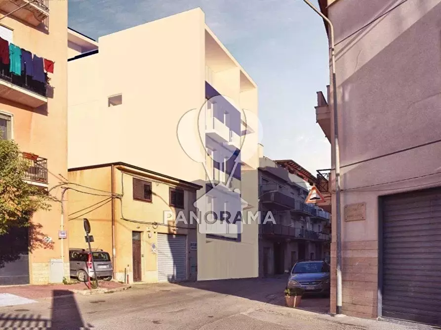 Immagine 6 di Casa trifamiliare in vendita  in Via Allegrezza a Alcamo