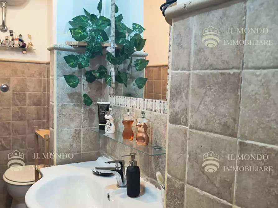 Immagine 63 di Casa trifamiliare in vendita  in Viale Luigi Greco Cretone a Palombara Sabina