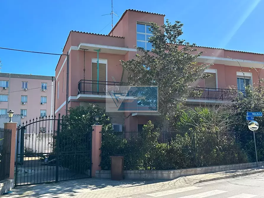 Immagine 1 di Casa trifamiliare in vendita  a Buccheri