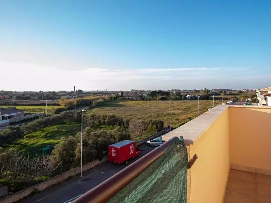 Immagine 11 di Casa trifamiliare in vendita  in Via degli Artigiani, 16 a Oristano