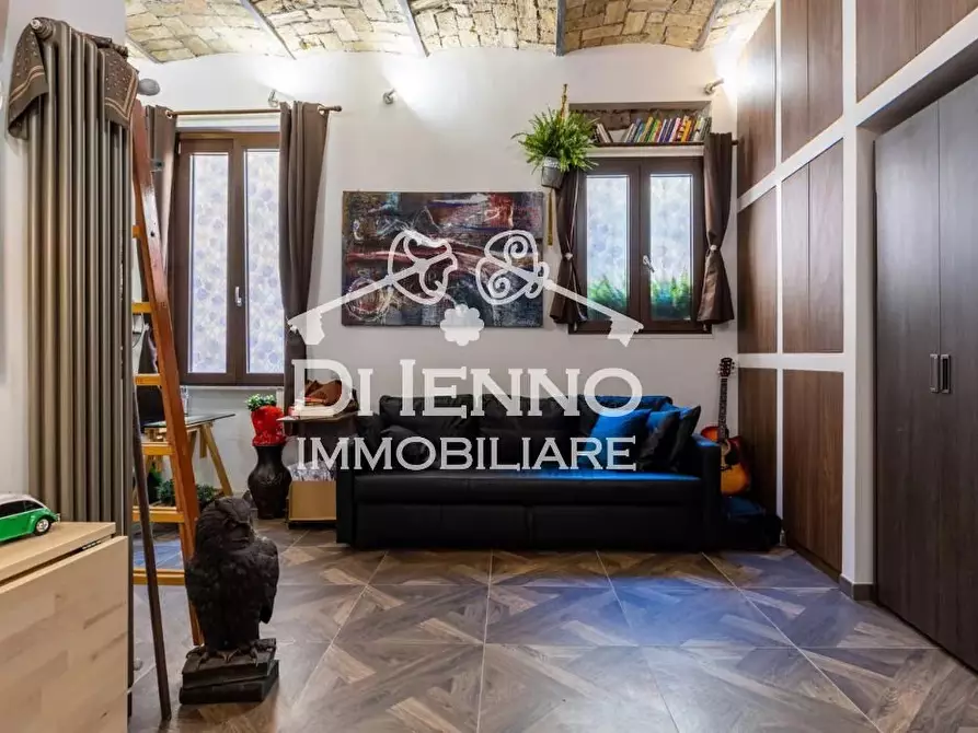 Immagine 12 di Casa trifamiliare in vendita  in Via Napoleone III a Roma