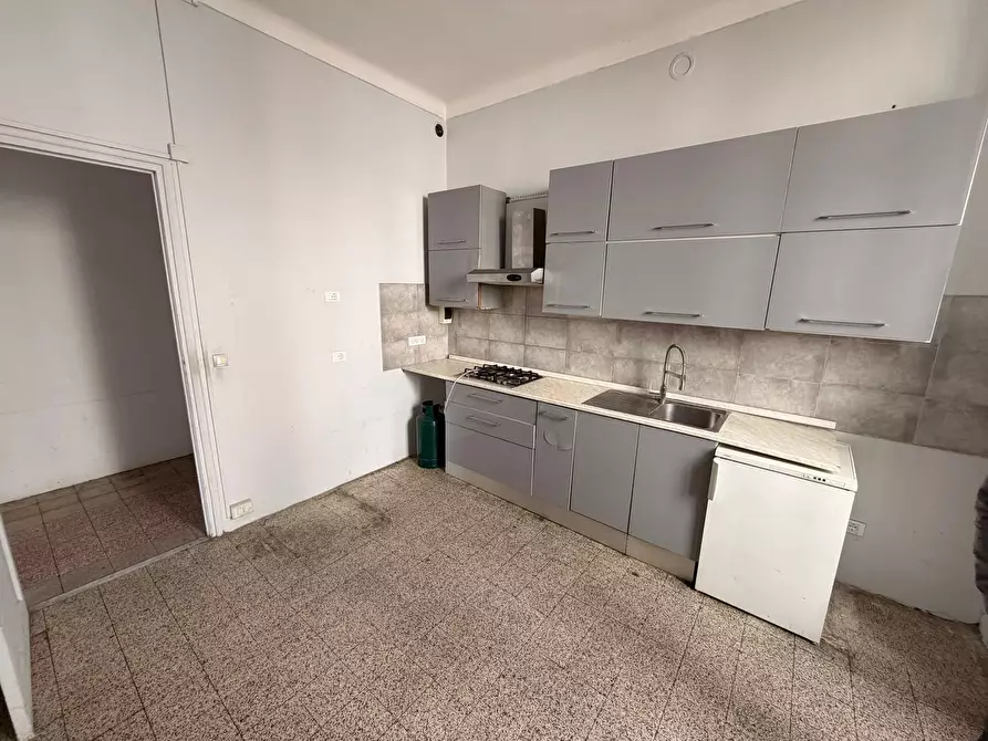 Immagine 6 di Casa trifamiliare in vendita  a Ventimiglia