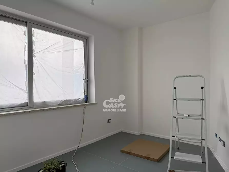 Immagine 4 di Castello in affitto  a Marsala