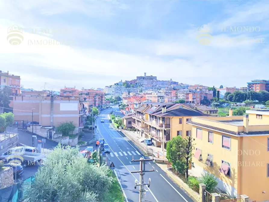 Immagine 31 di Casa trifamiliare in vendita  in Viale Rieti a Palombara Sabina