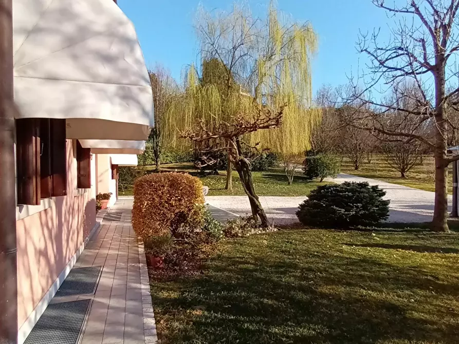 Immagine 42 di Terreno edificabile in vendita  a Refrontolo