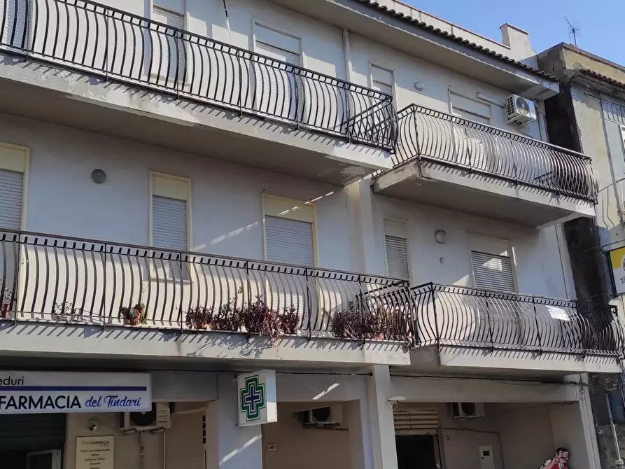 Immagine 2 di Casa trifamiliare in vendita  in Via Nazionale 213 a Basicò