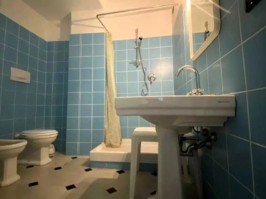 Immagine 10 di Casa trifamiliare in vendita  in Via Costaguta a Chiavari