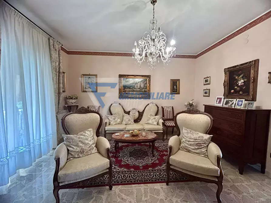 Immagine 8 di Casa trifamiliare in vendita  in VIALE TEOCRITO a Siracusa