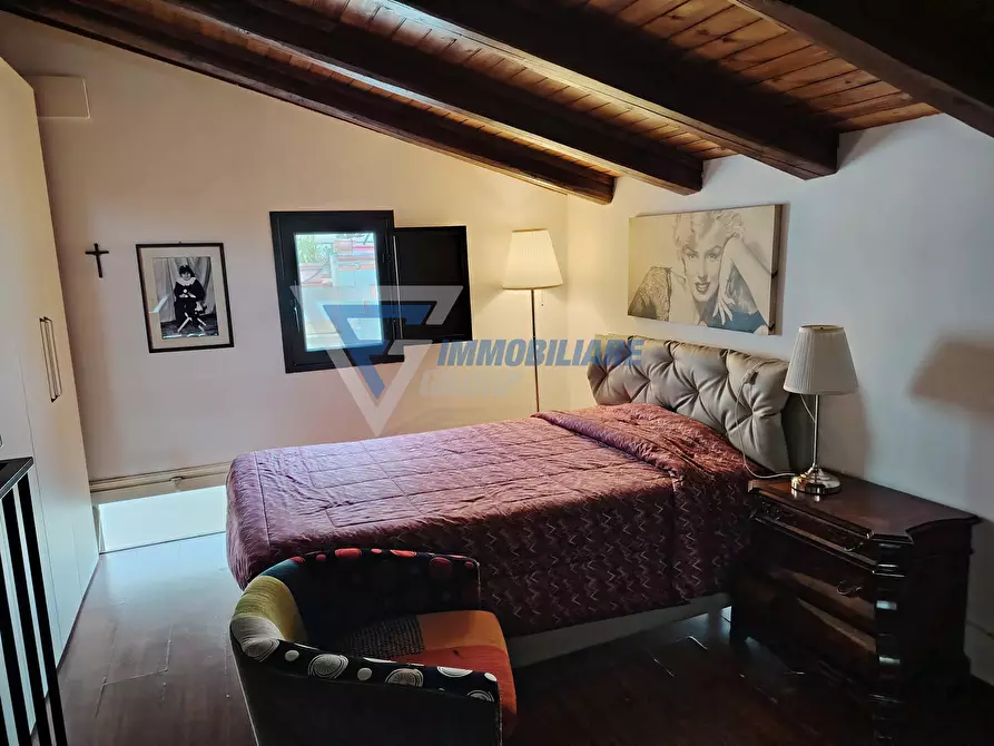 Immagine 6 di Casa trifamiliare in vendita  in Via Eumelo a Siracusa