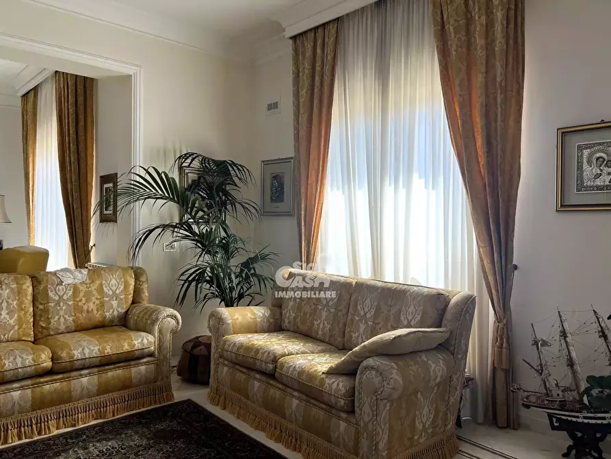 Immagine 9 di Casa trifamiliare in vendita  a Marsala