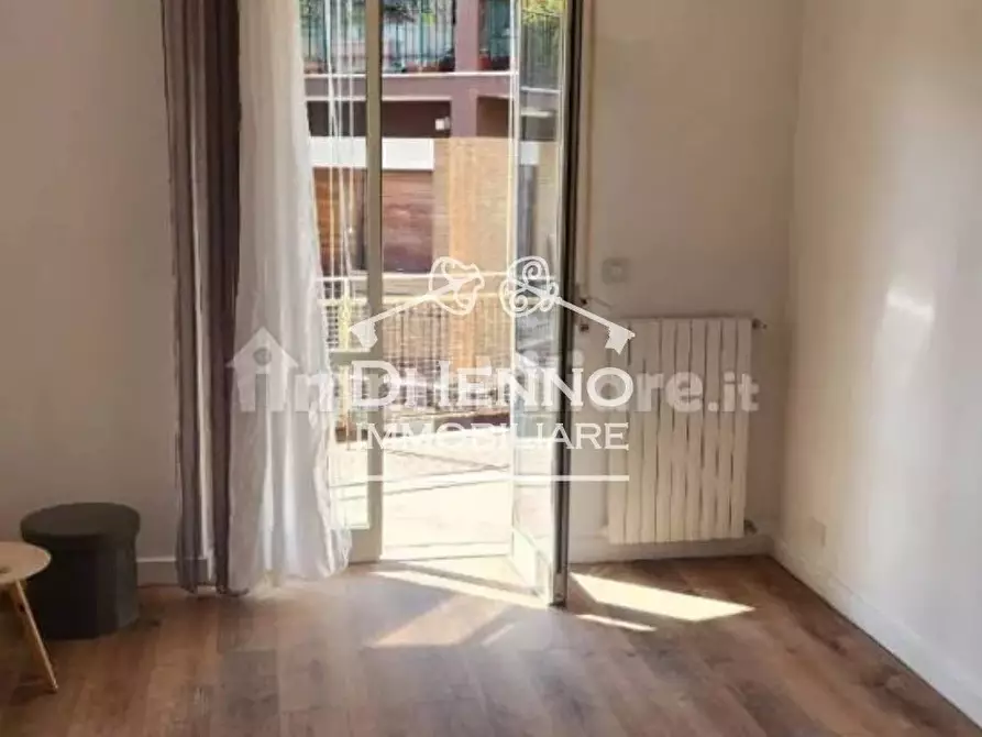 Immagine 5 di Casa trifamiliare in vendita  in Via Cassia a Roma