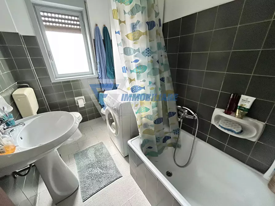 Immagine 6 di Casa trifamiliare in vendita  in Via Marina di Melilli a Floridia