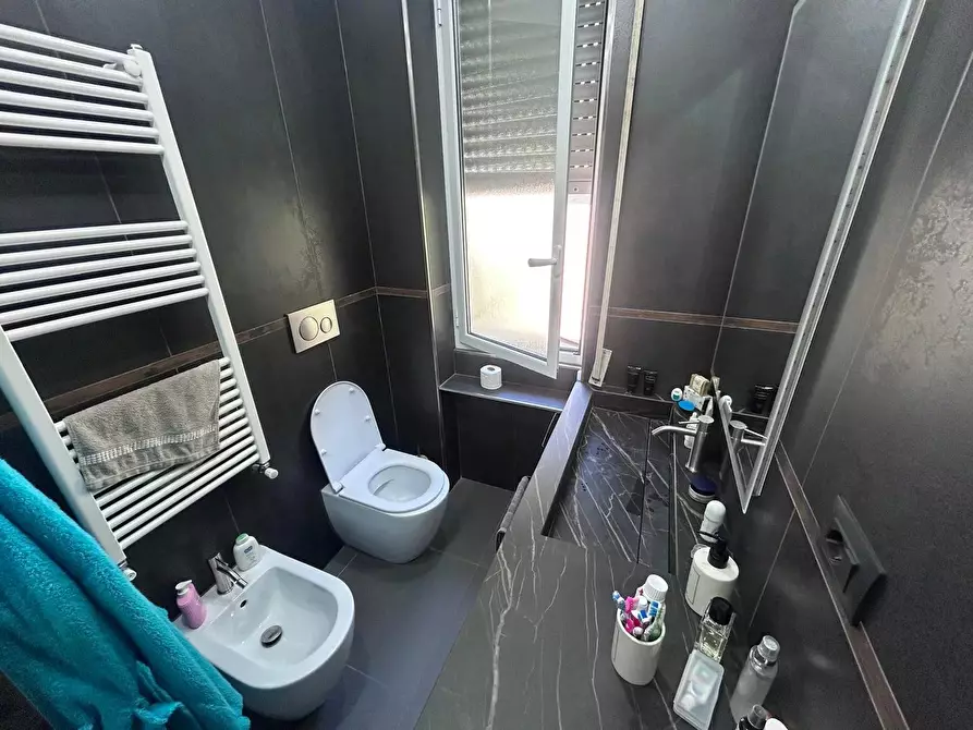 Immagine 16 di Casa trifamiliare in vendita  a Ventimiglia