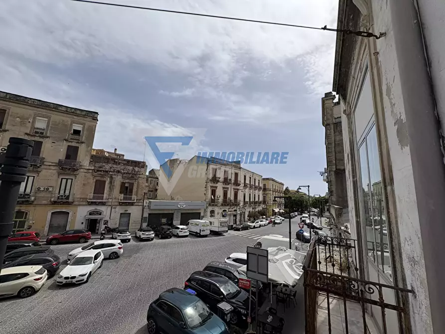 Immagine 8 di Casa trifamiliare in vendita  in Via Albania a Siracusa