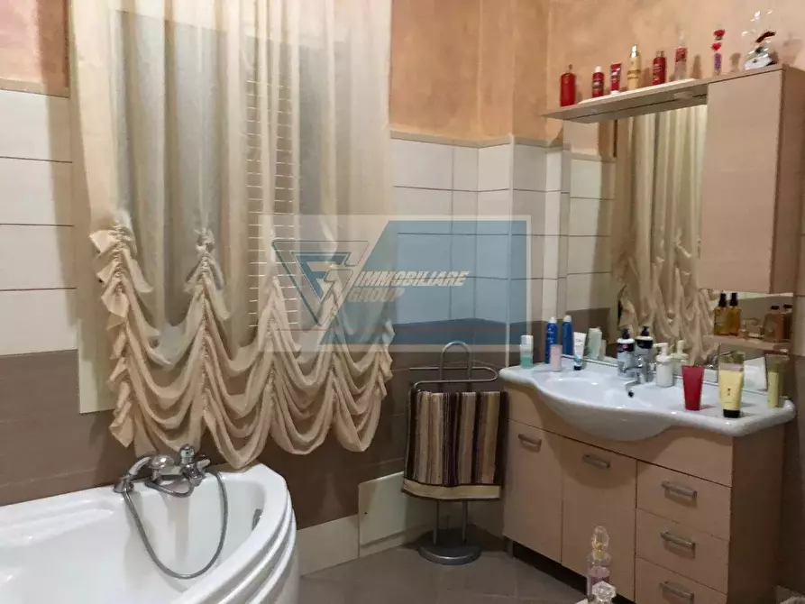 Immagine 7 di Casa trifamiliare in vendita  in Viale Edoardo Garrone a Buccheri