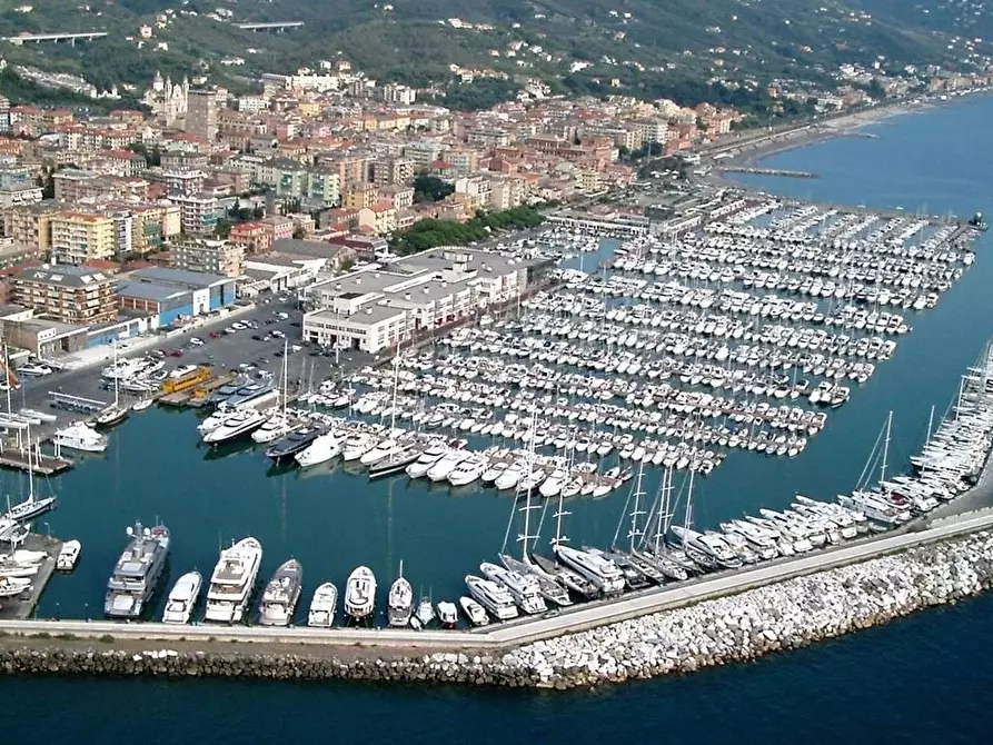 Immagine 8 di Attico in vendita  a Lavagna