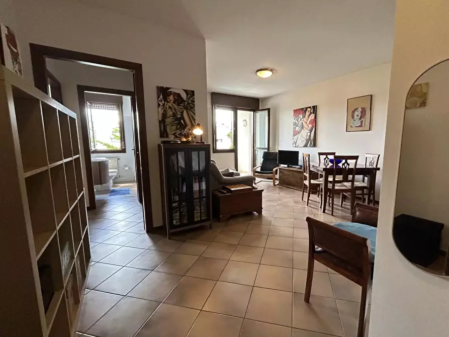Immagine 12 di Casa trifamiliare in vendita  a Vittorio Veneto