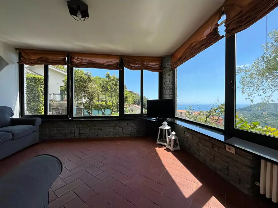 Immagine 2 di Casa trifamiliare in vendita  in via dei caduti a Coreglia Ligure