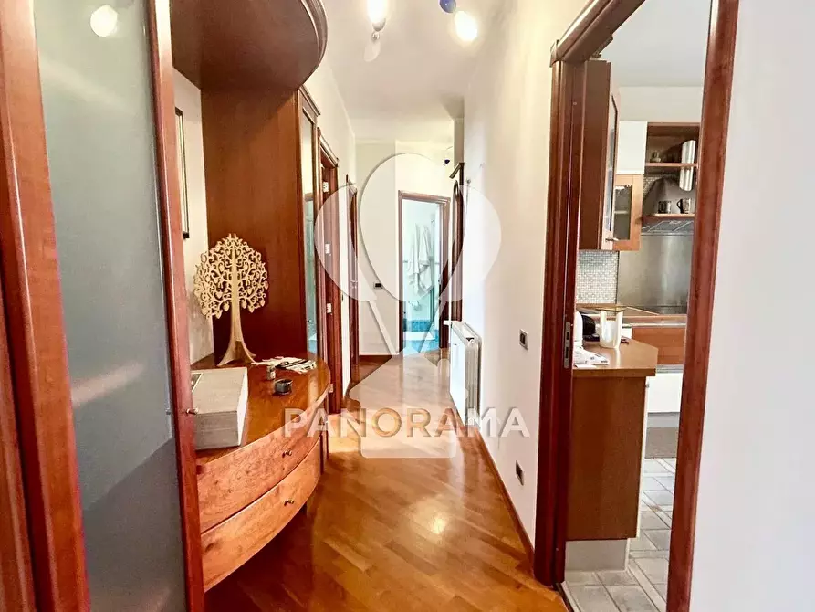 Immagine 4 di Casa trifamiliare in vendita  in Via Colombo a Partinico