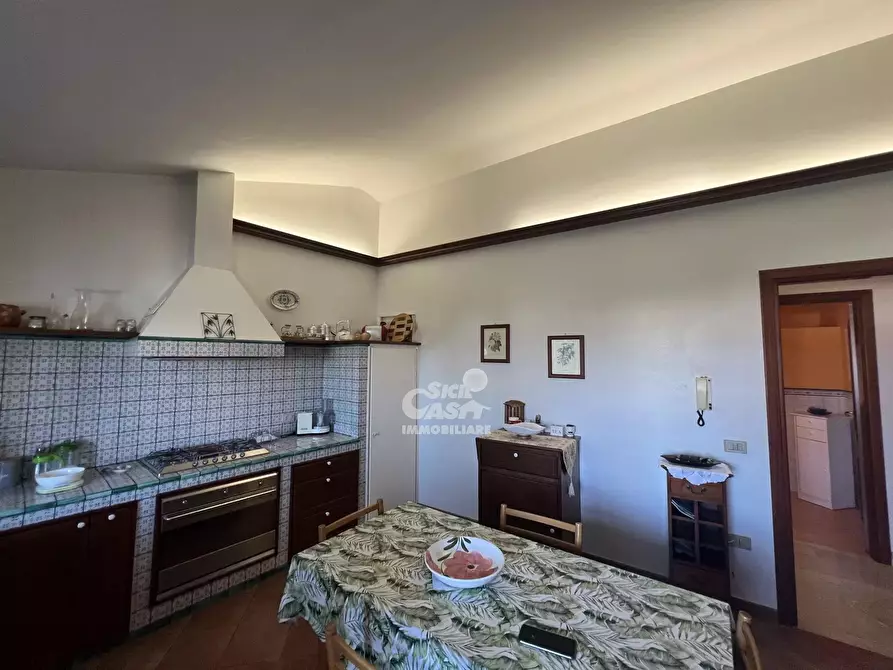 Immagine 7 di Casa trifamiliare in vendita  a Marsala