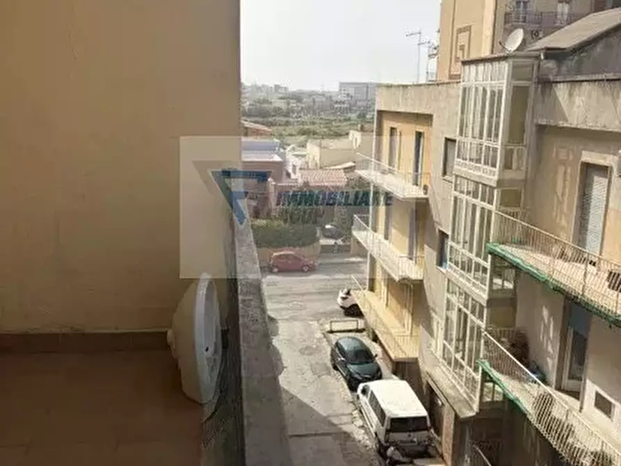Immagine 23 di Casa trifamiliare in vendita  in Viale Zecchino a Siracusa