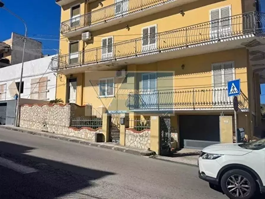 Immagine 53 di Casa trifamiliare in vendita  in Via Jonica a Siracusa