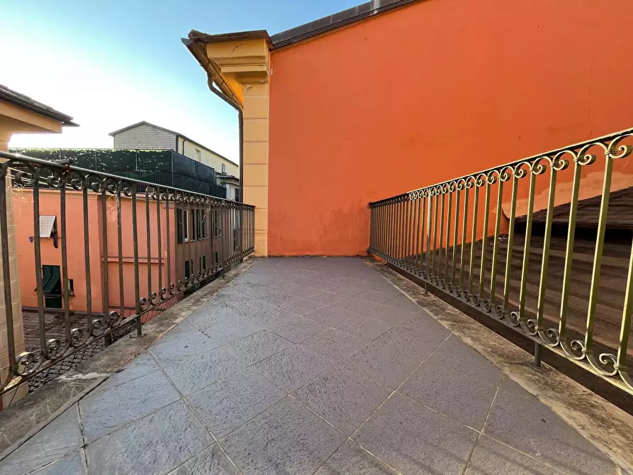Immagine 2 di Casa trifamiliare in vendita  in Via Vittorio Veneto a Chiavari