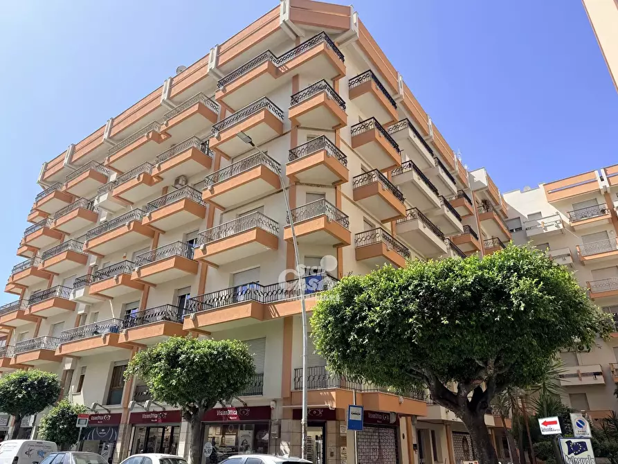 Immagine 1 di Casa trifamiliare in vendita  in Via Mazzini, 166 a Marsala