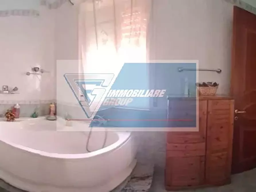 Immagine 18 di Casa trifamiliare in vendita  in Via Giuseppe Giusti, 25 a Buccheri