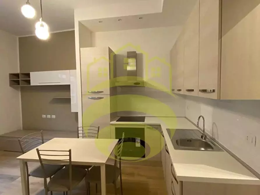 Immagine 1 di Casa trifamiliare in vendita  in Via Ada Negri, 3. a Melegnano