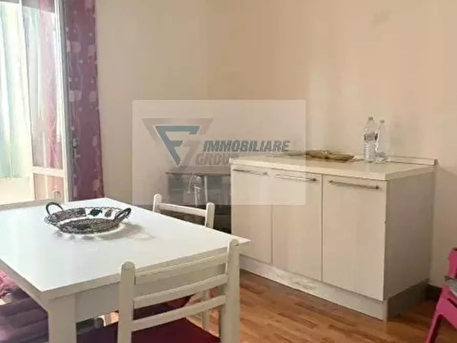 Immagine 4 di Casa trifamiliare in vendita  in Viale Zecchino a Siracusa