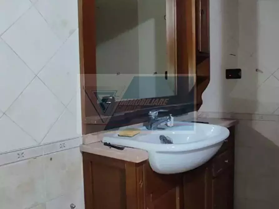 Immagine 9 di Casa trifamiliare in vendita  in Via Re Ierone II a Siracusa