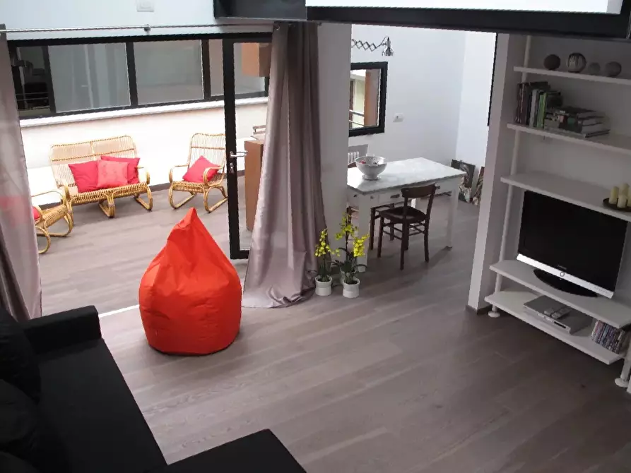 Immagine 3 di Casa trifamiliare in affitto  in PIAZZA DERGANO, 3. a Milano