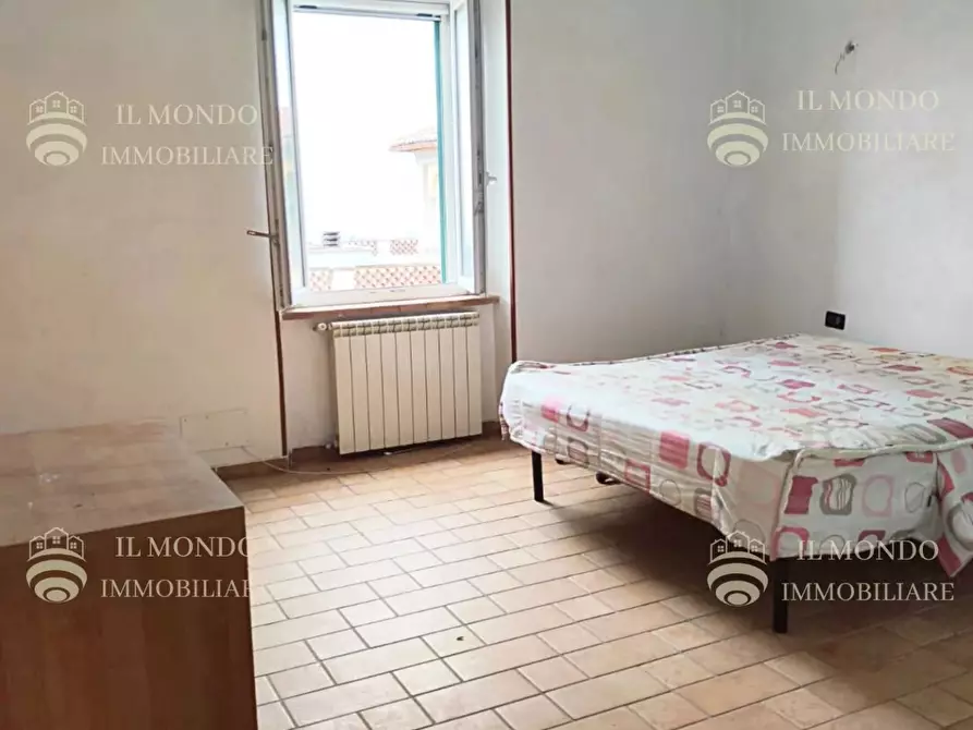 Immagine 5 di Casa trifamiliare in vendita  in Via Trieste a Palombara Sabina