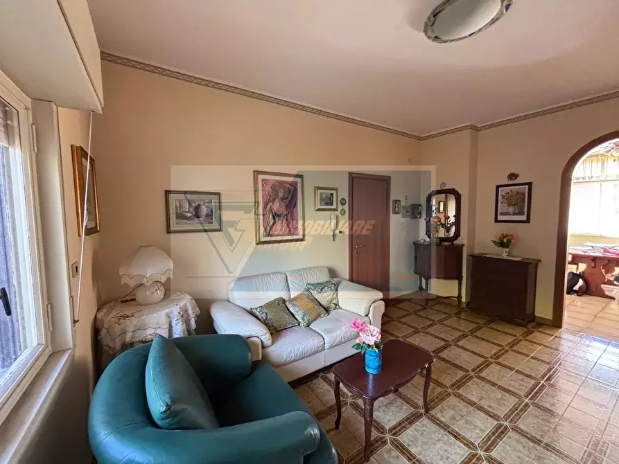 Immagine 3 di Casa trifamiliare in vendita  in Via Santi Amato a Siracusa