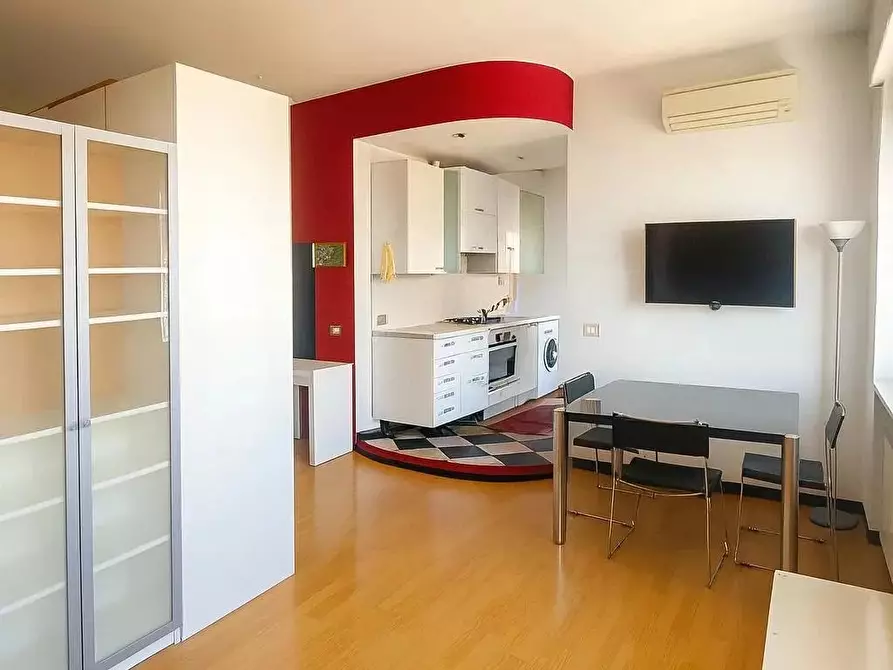 Immagine 3 di Casa trifamiliare in vendita  a Milano