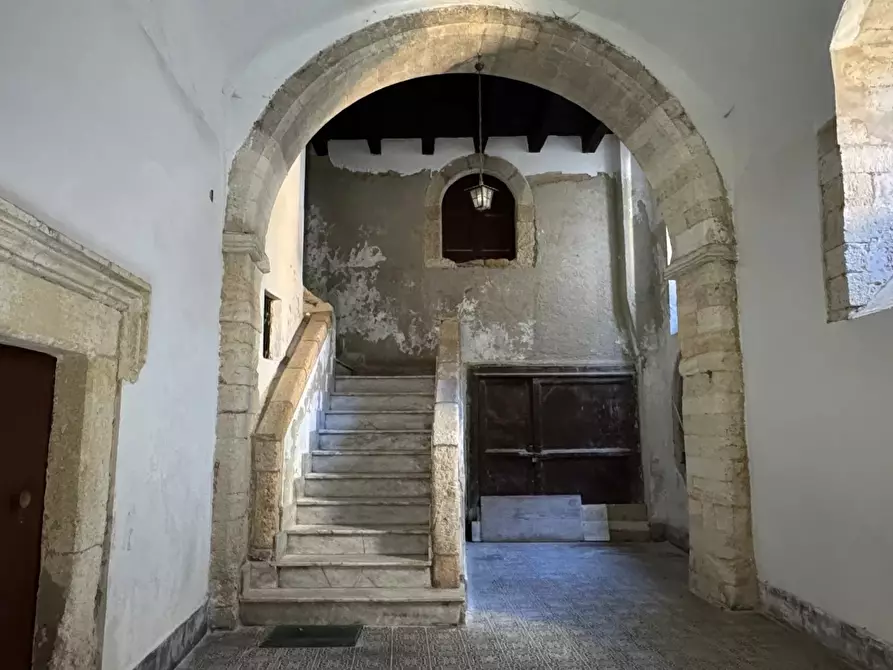 Immagine 2 di Casa trifamiliare in vendita  in Via Biagio Miraglia, 8 a Cosenza