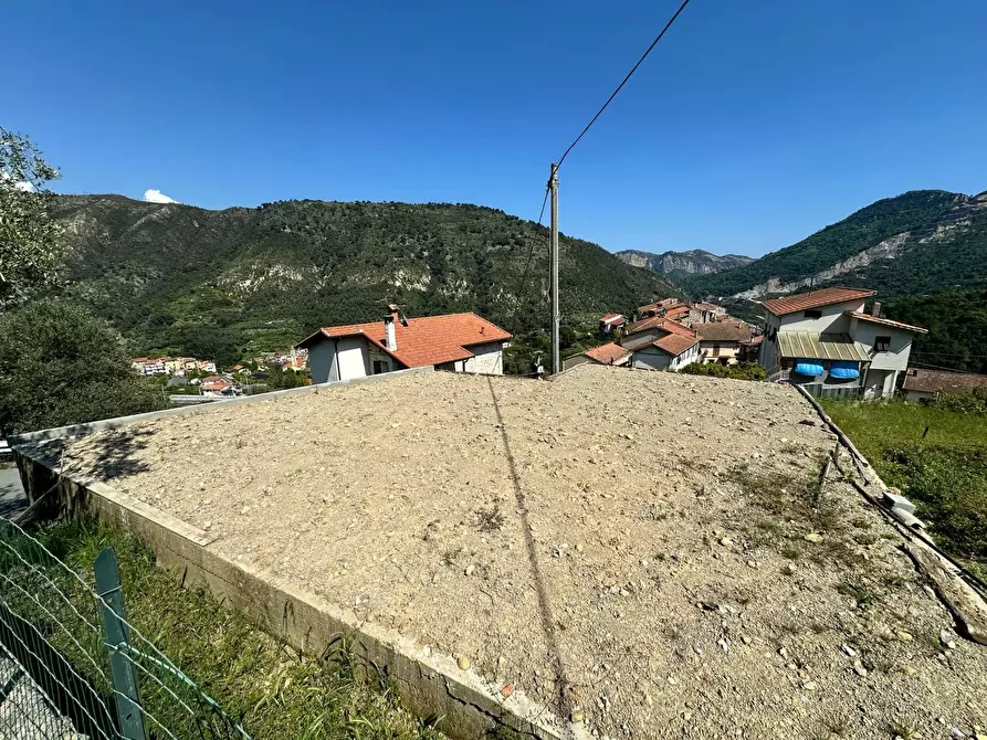 Immagine 5 di Casa bifamiliare in vendita  a Ventimiglia