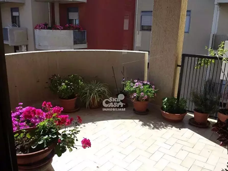 Immagine 2 di Casa trifamiliare in vendita  a Marsala