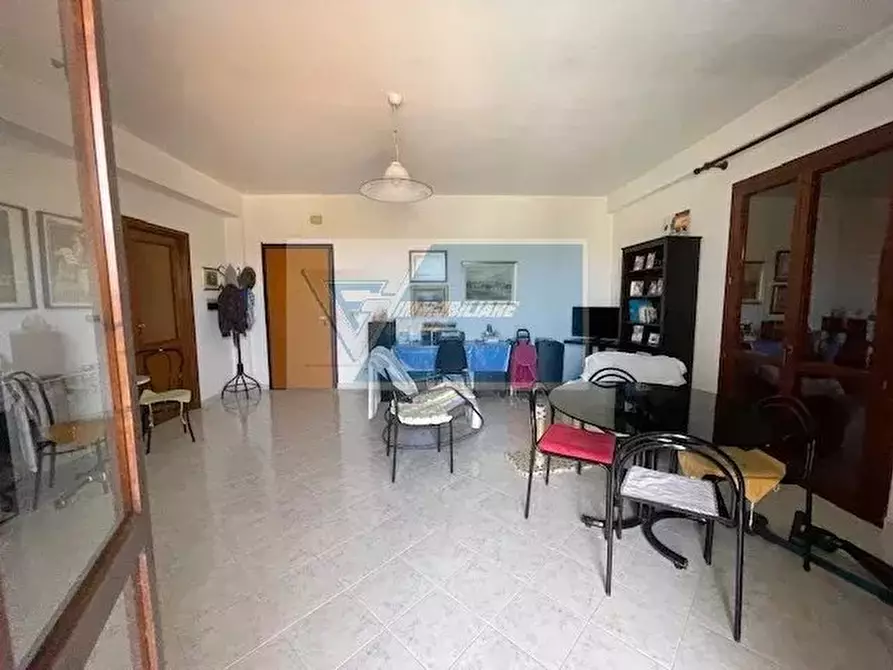 Immagine 4 di Casa trifamiliare in vendita  in Via Nino Martoglio a Siracusa