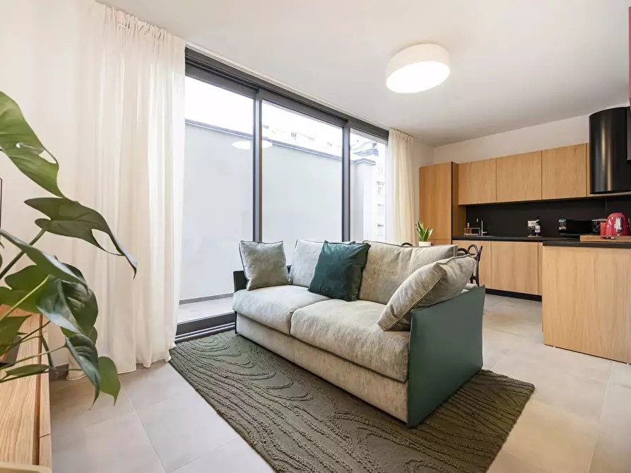 Immagine 2 di Casa trifamiliare in affitto  in Via Mauro Macchi, 61 a Milano