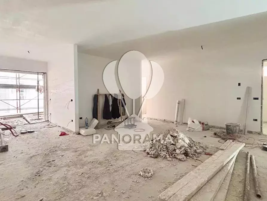 Immagine 24 di Casa trifamiliare in vendita  in Via Allegrezza a Alcamo