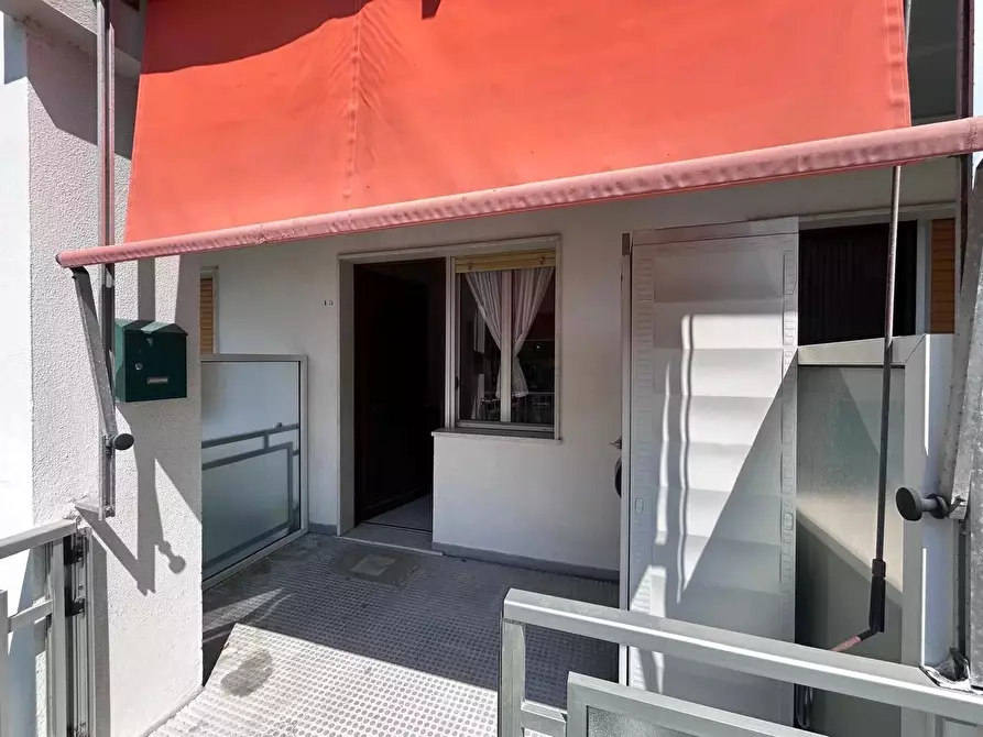 Immagine 10 di Casa trifamiliare in vendita  a Ventimiglia