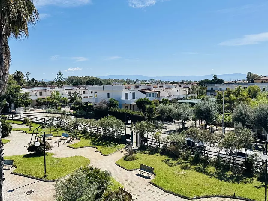 Immagine 25 di Casa trifamiliare in vendita  in Via Pantelleria, 13 a Villapiana