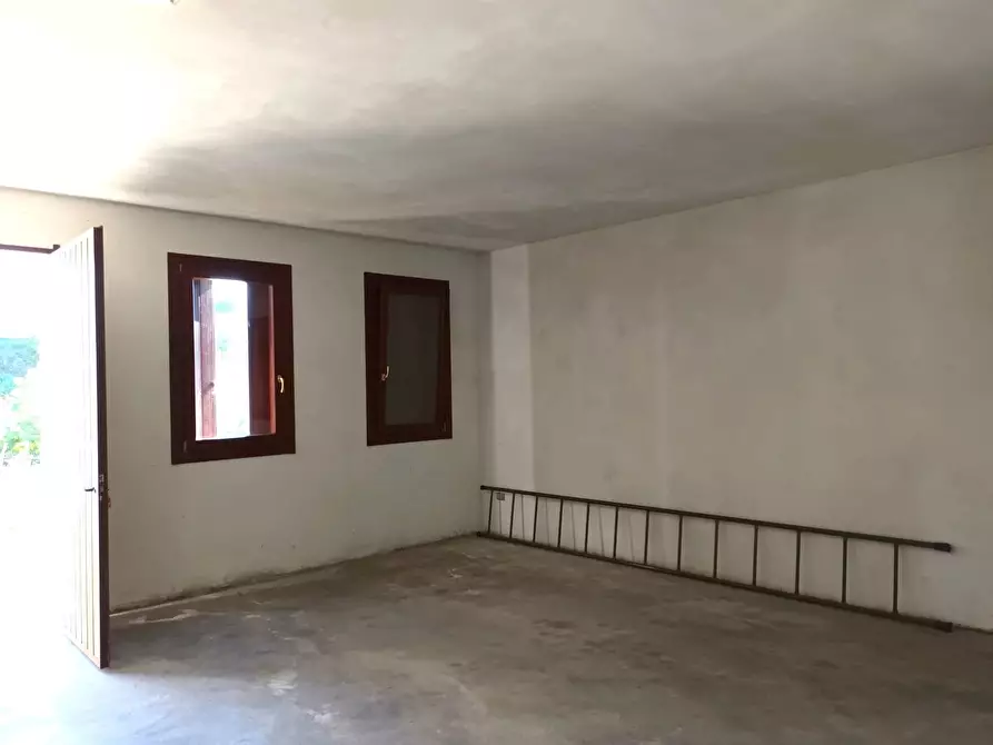 Immagine 7 di Terreno edificabile in vendita  a Sarmede