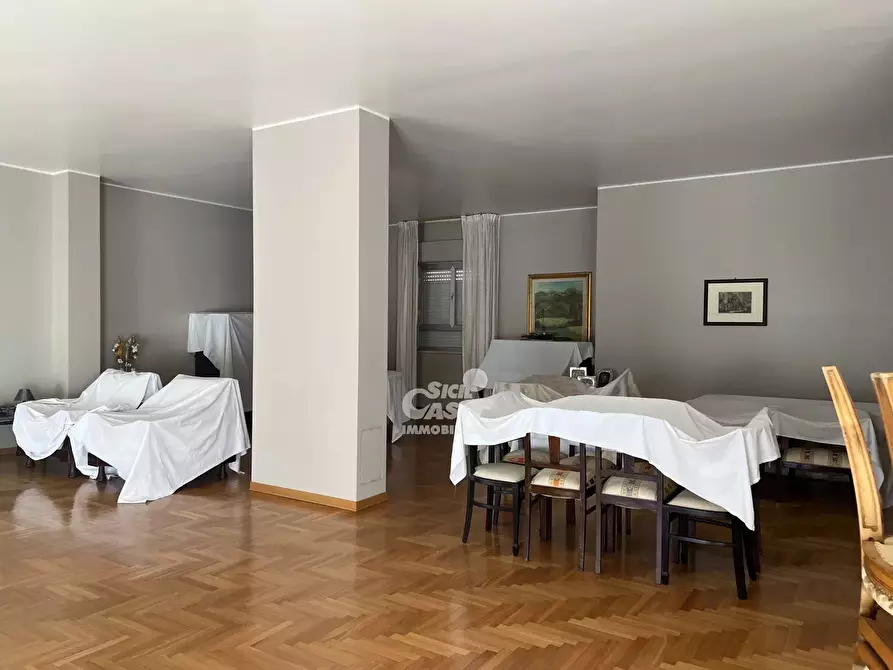 Immagine 3 di Casa trifamiliare in vendita  a Marsala