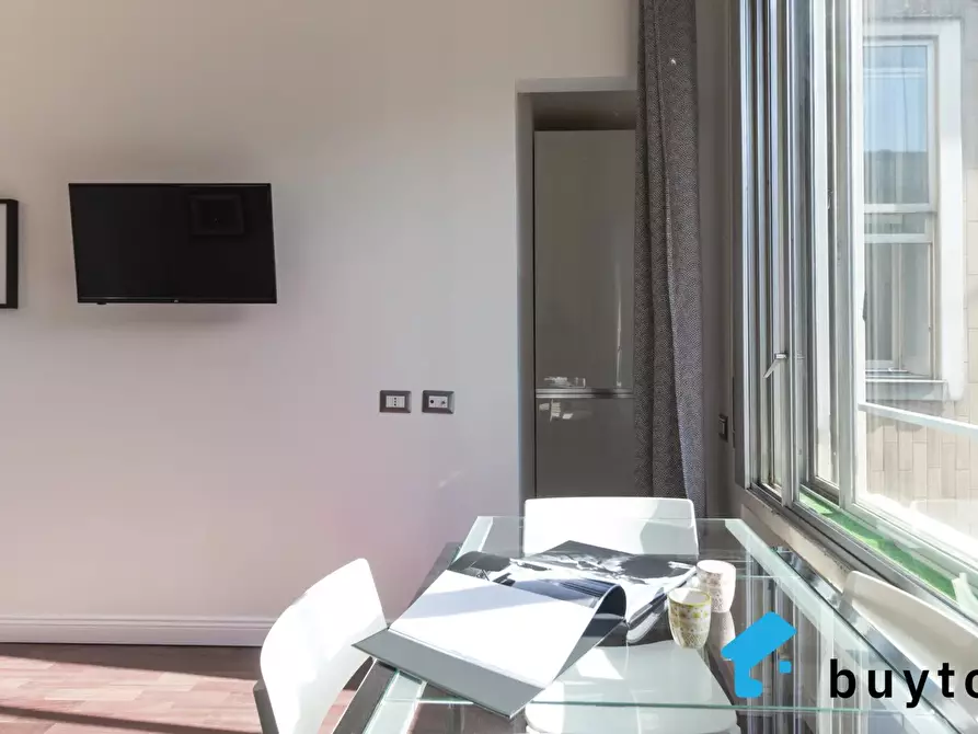 Immagine 7 di Casa trifamiliare in vendita  in Corso di Porta Nuova, 52 a Milano